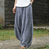 Anne-Marie – Graue gestreifte weite Hose