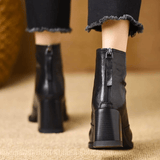 Klaudia - Luxuriöse Stiefeletten mit mittelhohem Absatz